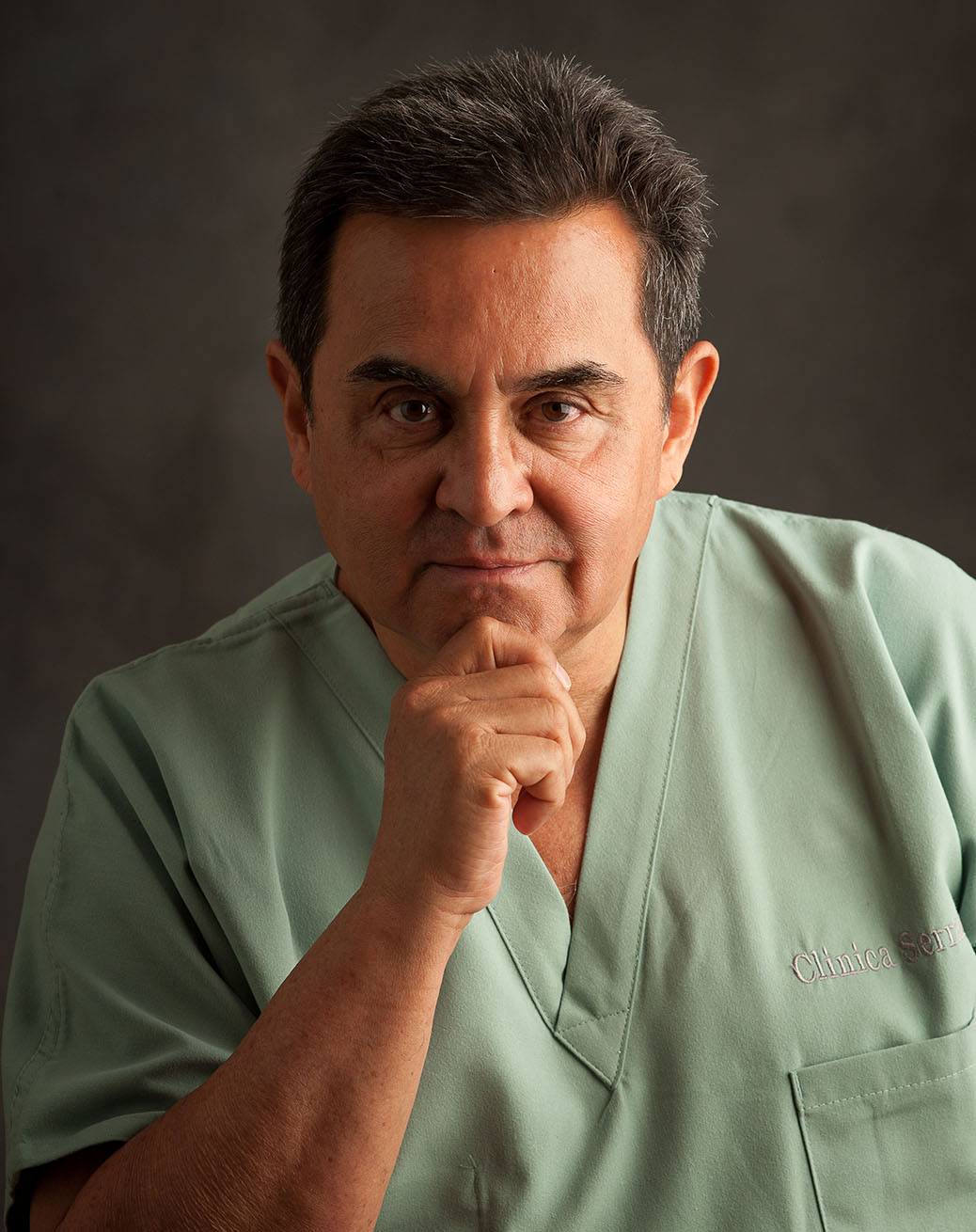 Dr. Gabriel Serrano